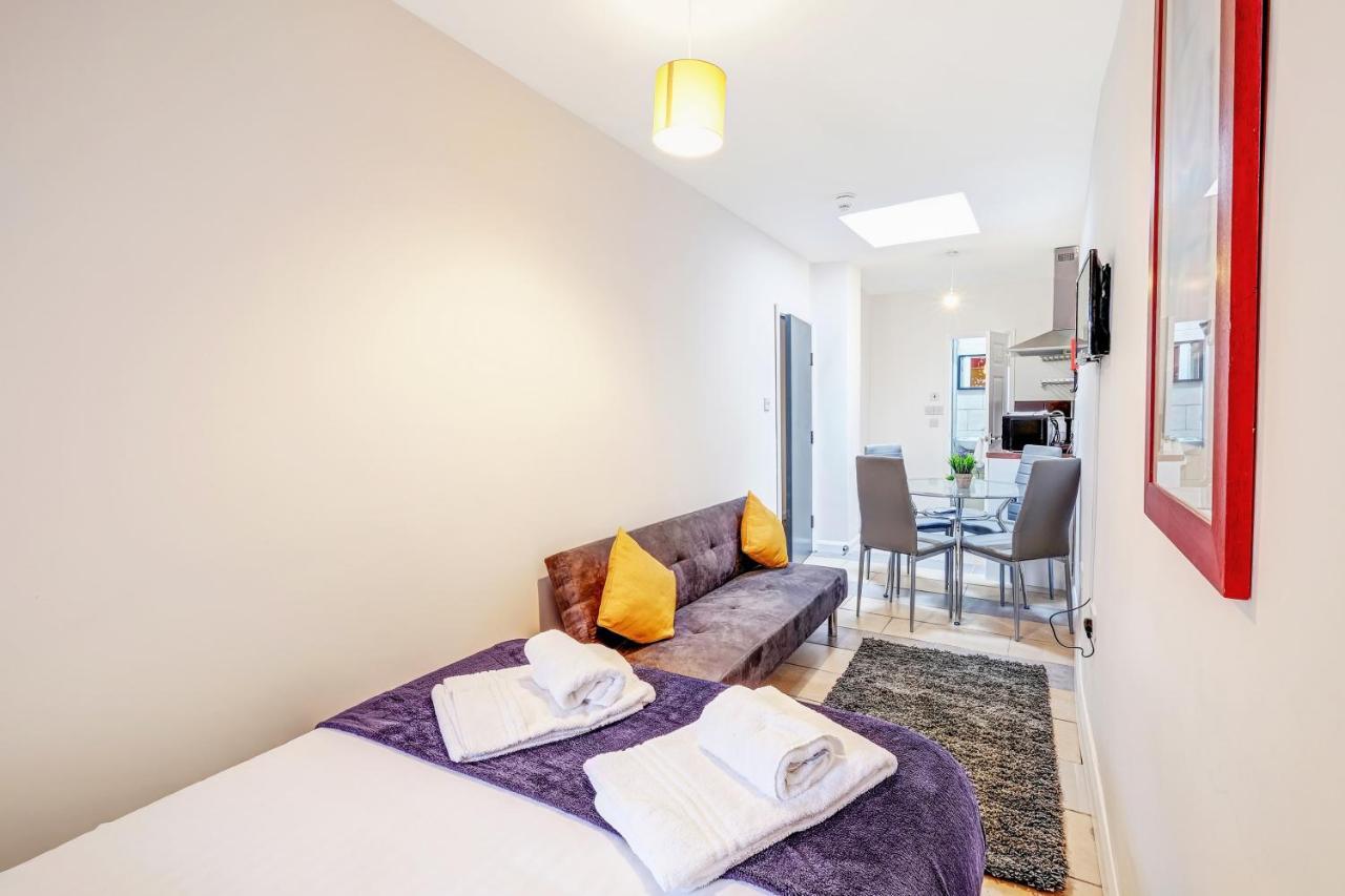 Fernbank Rooms Sudbury Hill, Harrow, Self-Contained Studios With En-Suite Harrow on the Hill Buitenkant foto