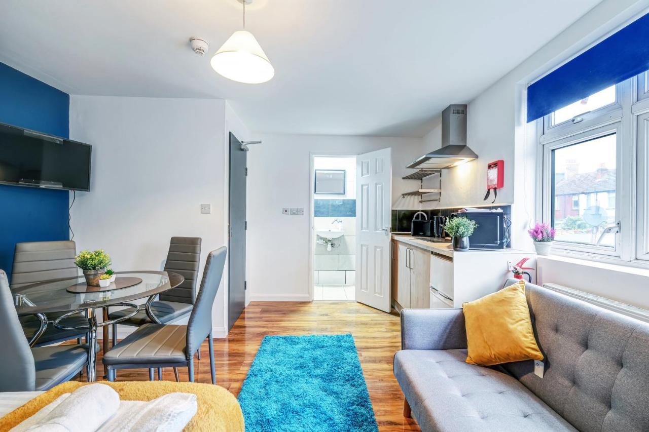 Fernbank Rooms Sudbury Hill, Harrow, Self-Contained Studios With En-Suite Harrow on the Hill Buitenkant foto