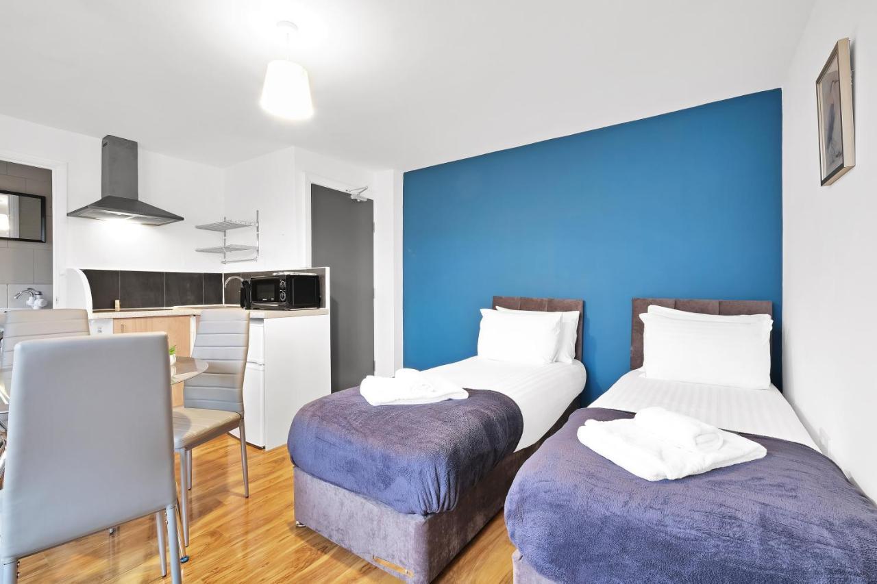 Fernbank Rooms Sudbury Hill, Harrow, Self-Contained Studios With En-Suite Harrow on the Hill Buitenkant foto