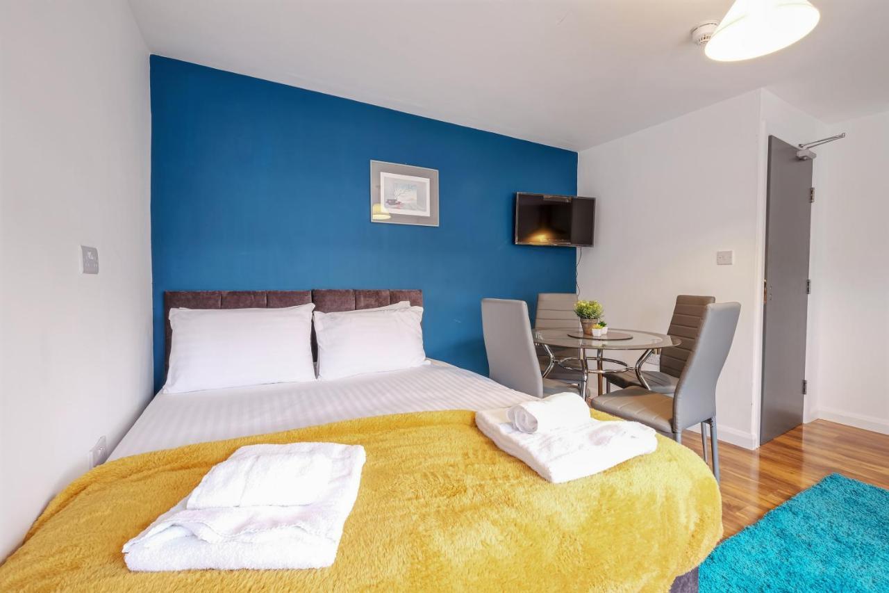 Fernbank Rooms Sudbury Hill, Harrow, Self-Contained Studios With En-Suite Harrow on the Hill Buitenkant foto