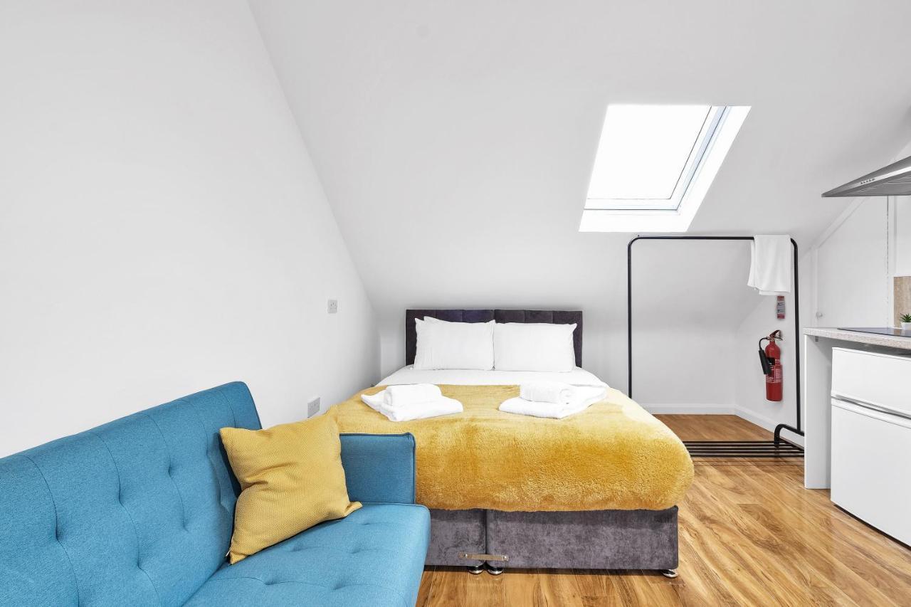 Fernbank Rooms Sudbury Hill, Harrow, Self-Contained Studios With En-Suite Harrow on the Hill Buitenkant foto