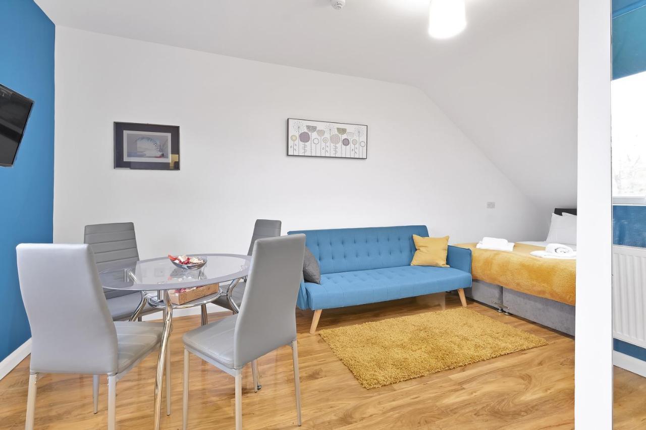 Fernbank Rooms Sudbury Hill, Harrow, Self-Contained Studios With En-Suite Harrow on the Hill Buitenkant foto